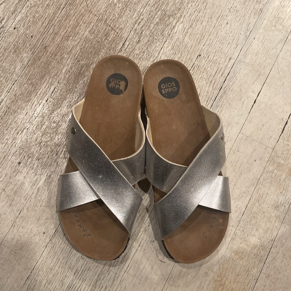 GIOSEPPO  METALLIC SILVER wedge CRISSCROSSED OPEN TOE MULES size 40 - Picture 2 of 6